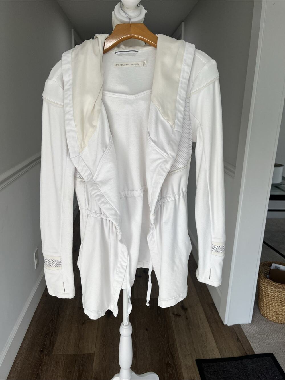 Blanc Noir Jacket White Hooded Athleisure Luxury Zip Pockets Cinch Waist Thumb